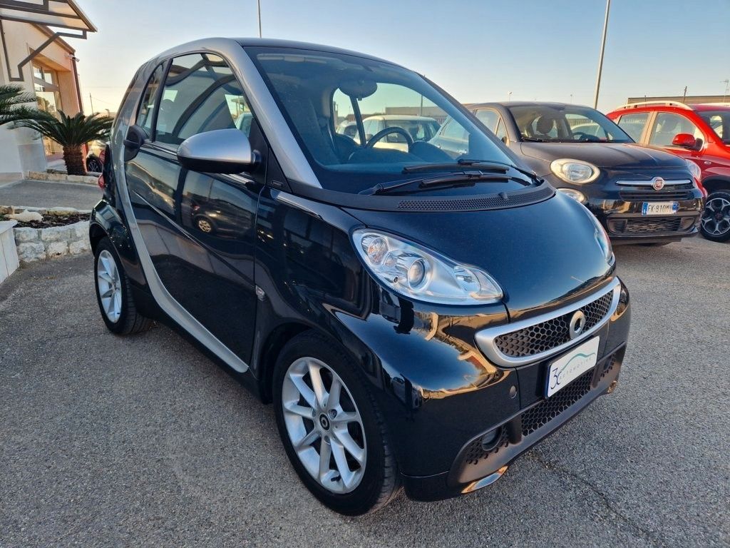 Smart ForTwo 1000 52 kW MHD coupé pure