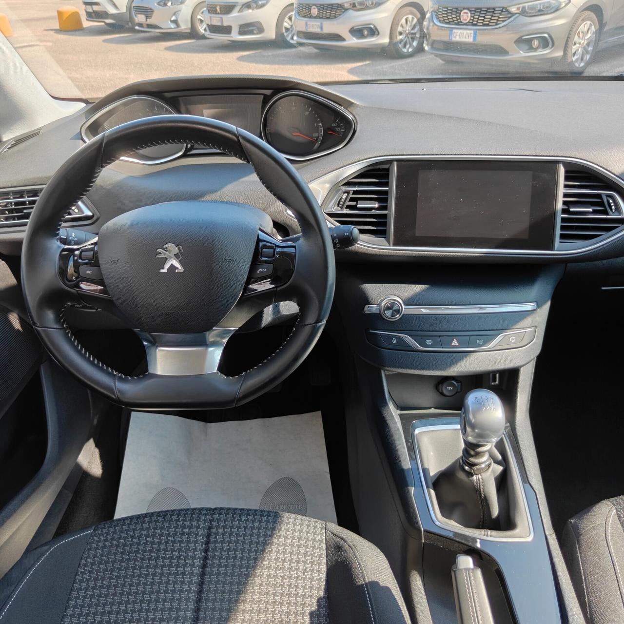Peugeot 308 1.5 Bluehdi 130 Cv Active
