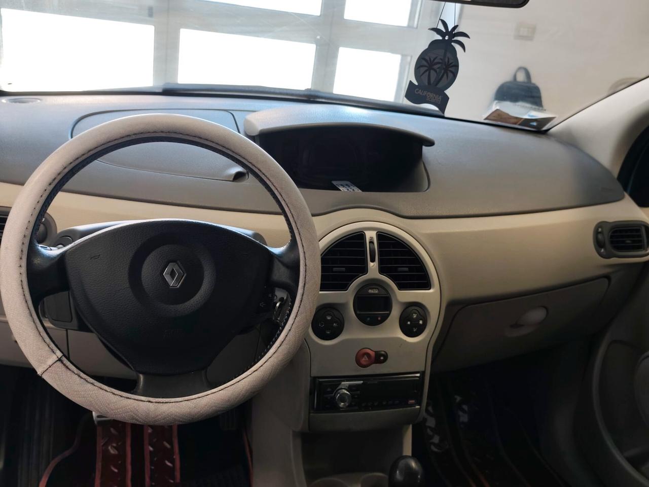 Renault Modus 1.5 dCi 82CV Luxe Privilège