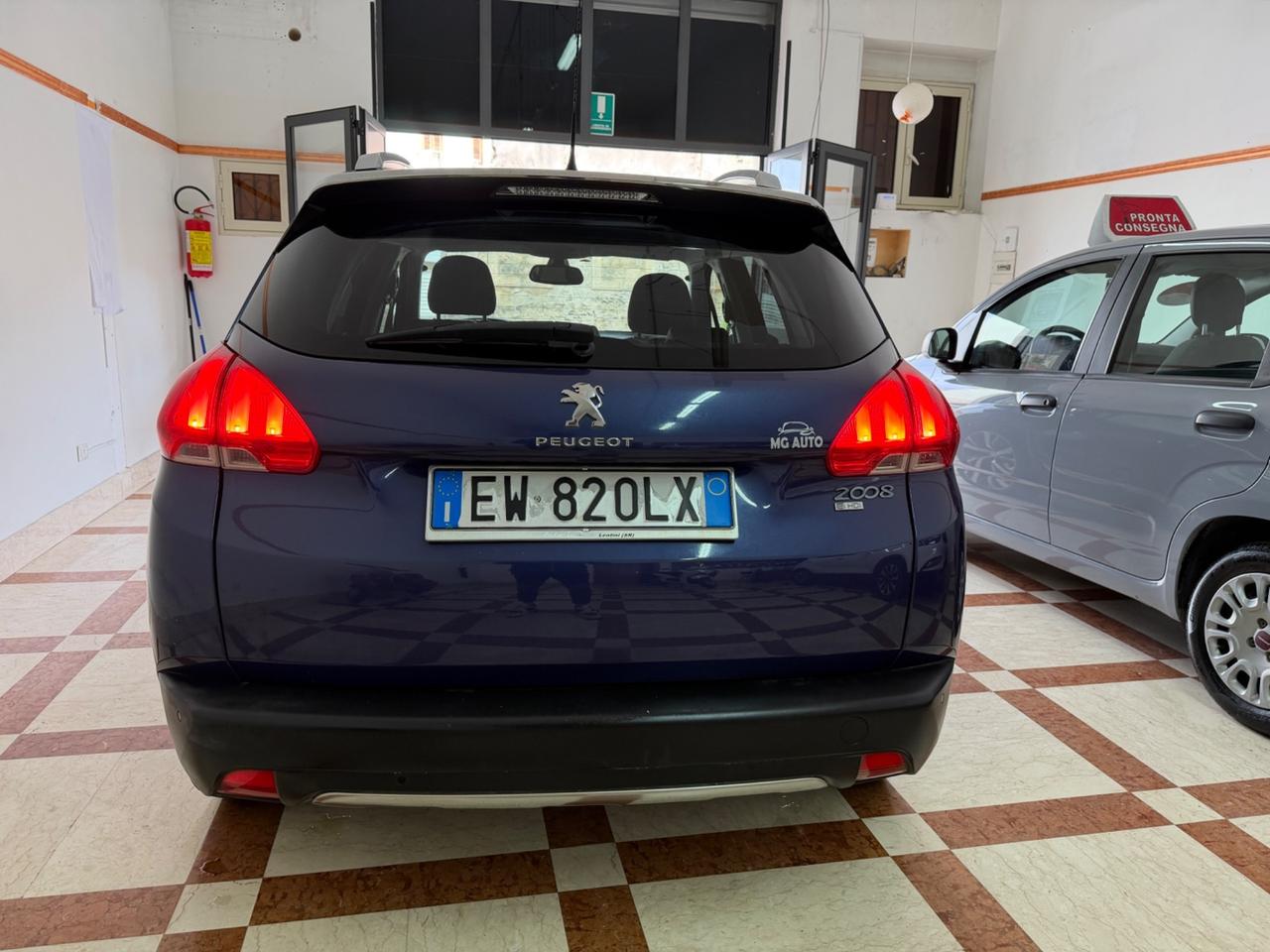 Peugeot 2008 1.6 e-HDi 115 CV Stop&Start Féline