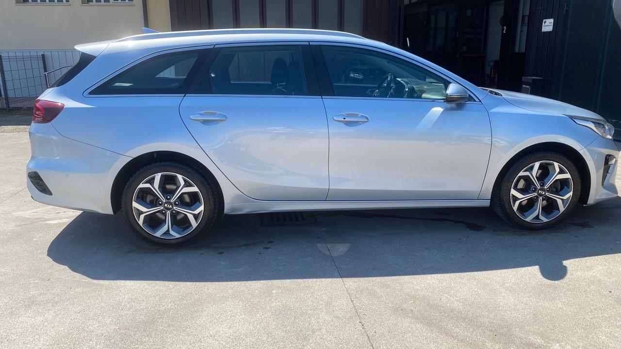 Kia Ceed Sportswagon 1.6 CRDi 136 CV MHEV DCT SW Style