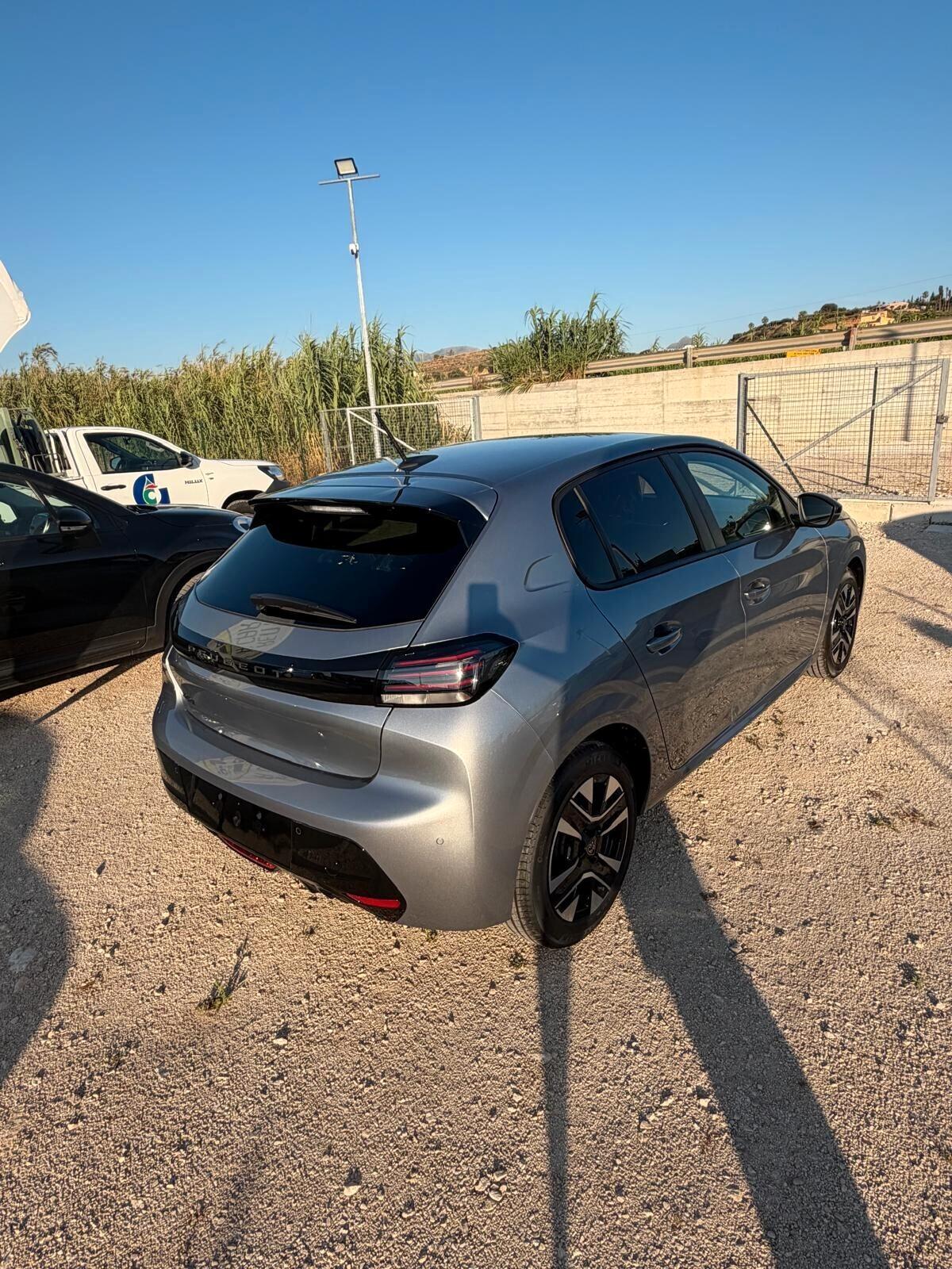 Peugeot 208 1.2 100cv ok neopatentati