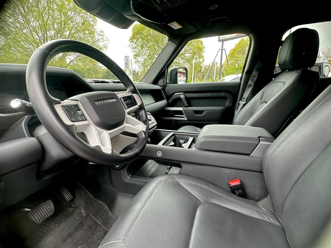 Land Rover Defender 110 3.0D I6 200 CV AWD Auto X-Dynamic SE Sospensioni Balck Edition Permute Rate Garantita