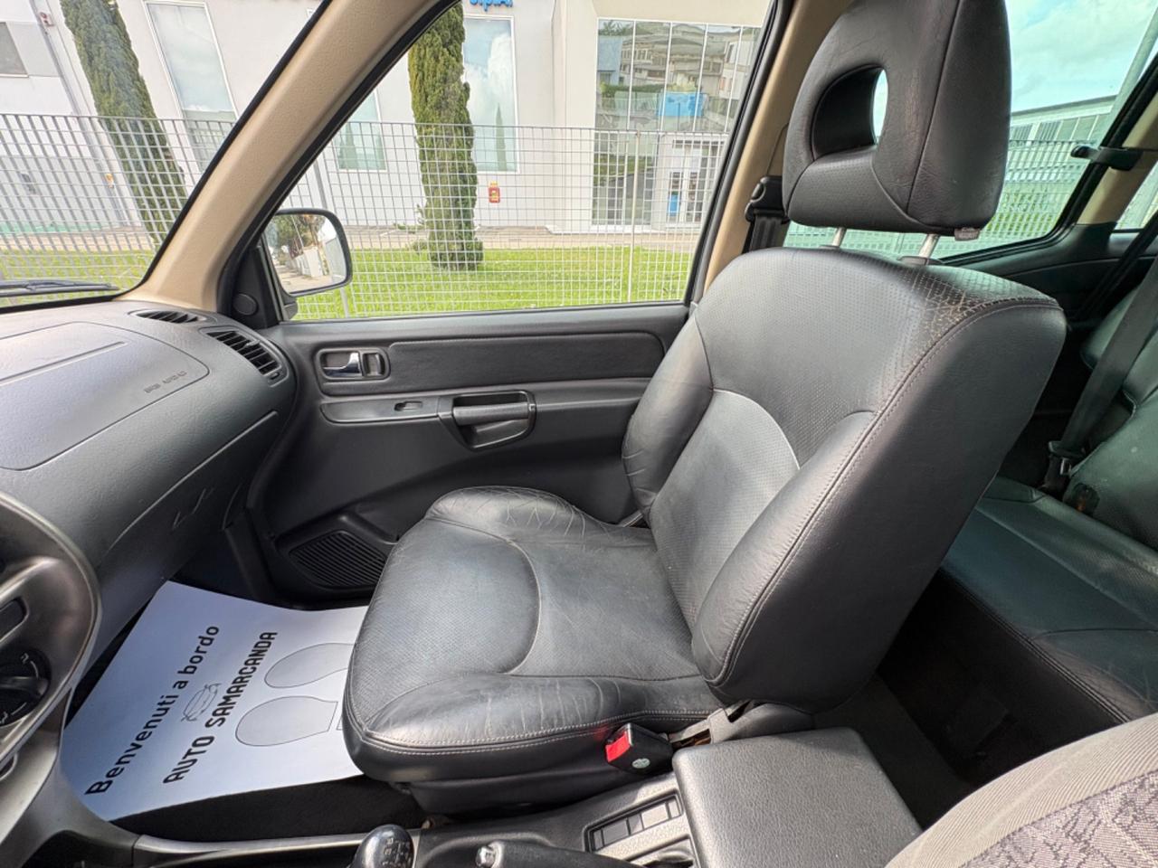 Nissan Terrano II 3.0 DIESEL 4X4 2006