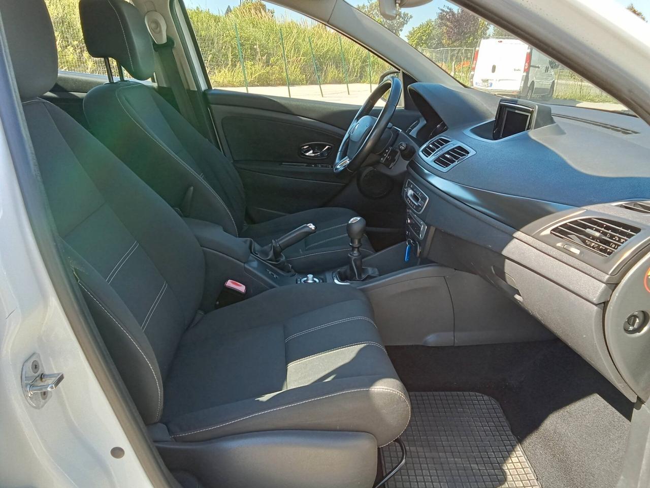 RENAULT MEGANE 1.5 DCI SPORTOUR GT LINE RESTYLING