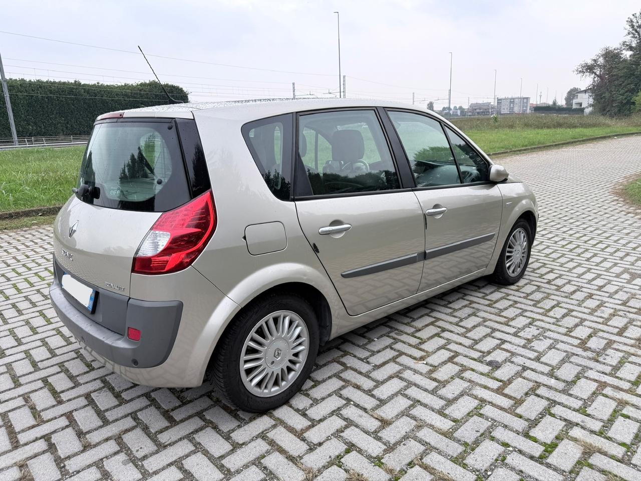Renault Scenic Scénic 1.6 16V Luxe