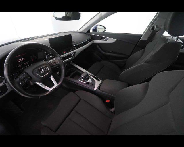 AUDI A4 Avant 35 TFSI S tronic S line edition