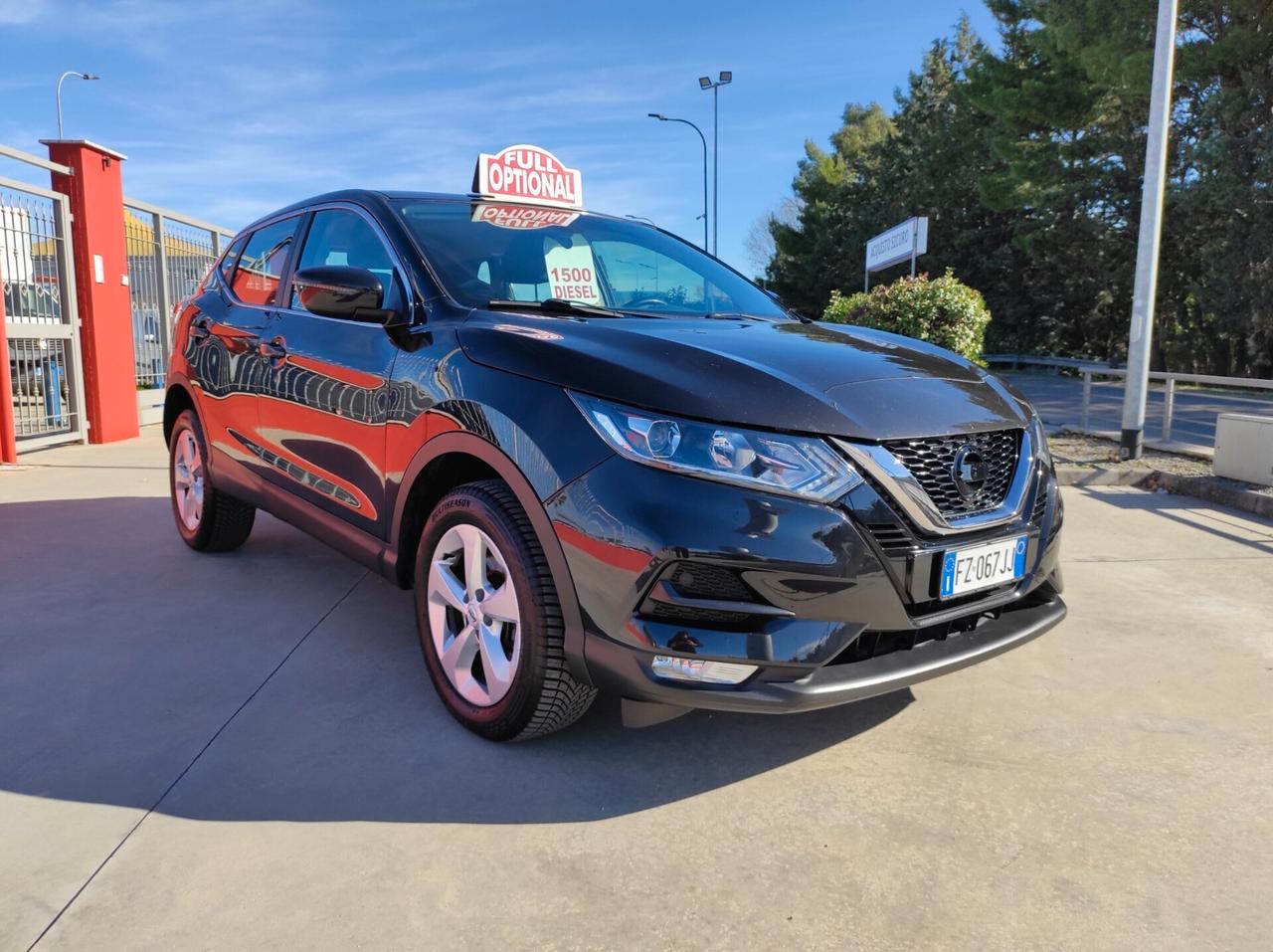 Nissan Qashqai 1.5 dCi - 115cv FULL OPTIONAL