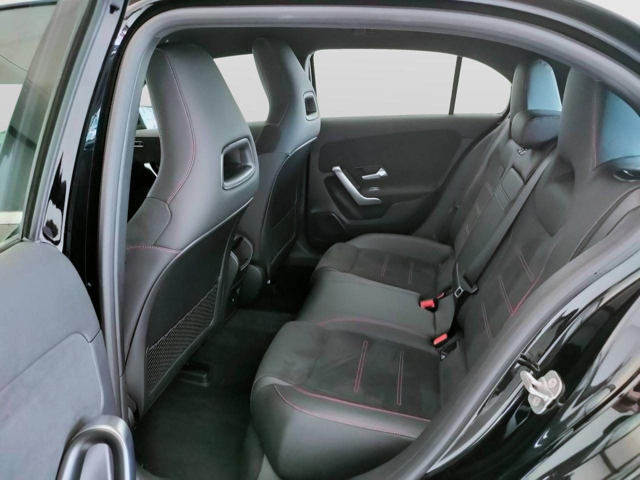 Mercedes-Benz Classe A - W177 2023 - A 180 AMG Line Advanced Plus auto