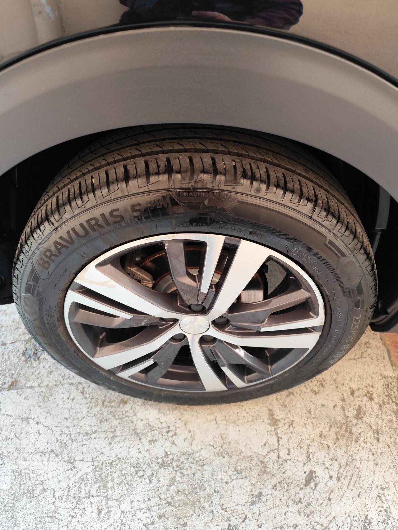 Peugeot 3008 Hybrid 225 e-EAT8 Allure Pack