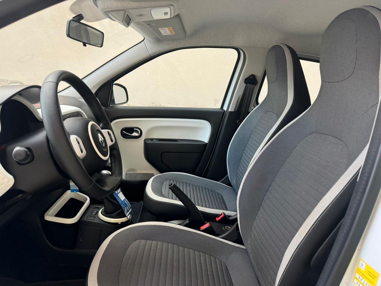 Renault Twingo SCe Zen LIMITED