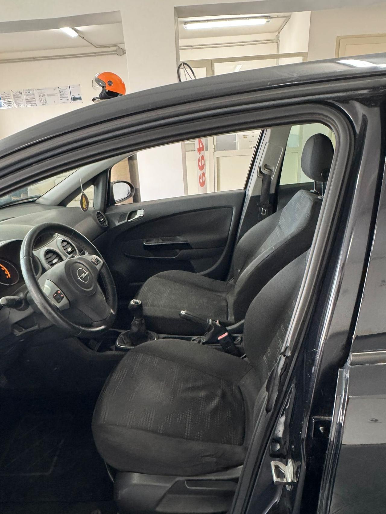Opel Corsa 1.2