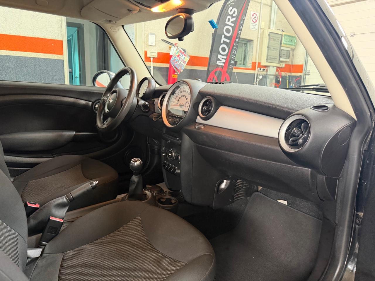 Mini 1.6 16V Cooper NEOPATENTATI