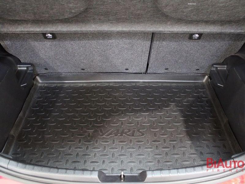 Toyota Yaris Yaris 5p 1.5h Active my18