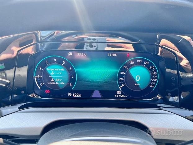 VOLKSWAGEN Golf 1.0 TSI EVO Life