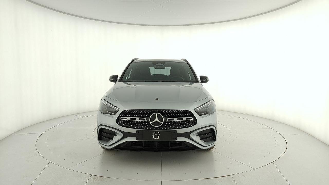 Mercedes-Benz GLA 200 d automatic