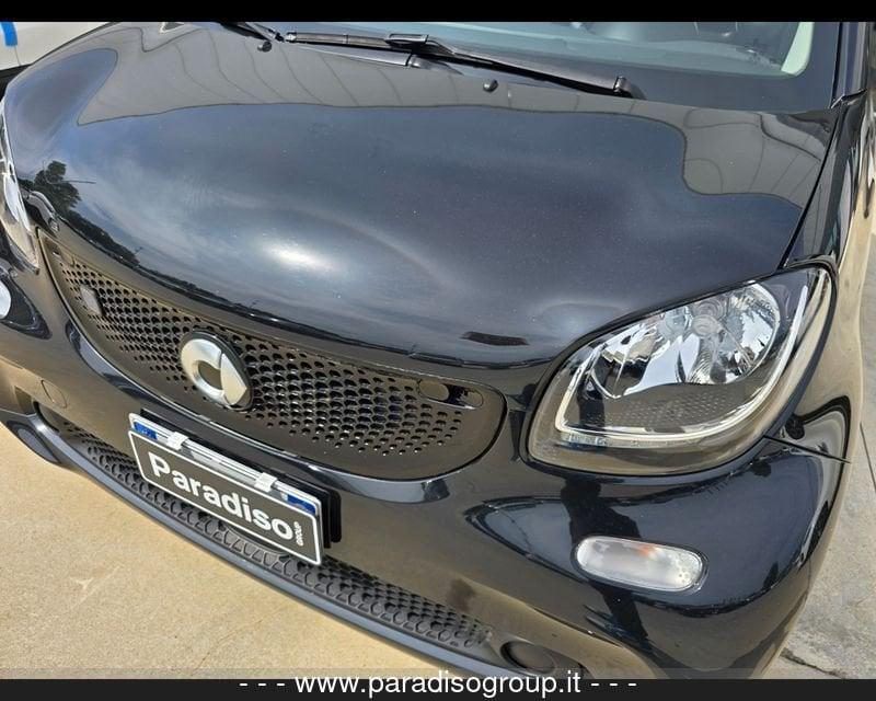 smart fortwo eqYOUNGSTER - 4,6kW | 55CV | 2019