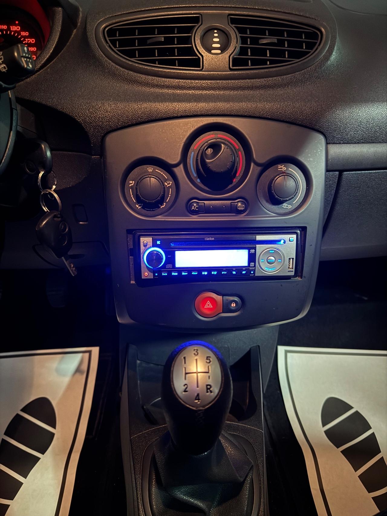 Renault Clio 1.2 16V 5 porte