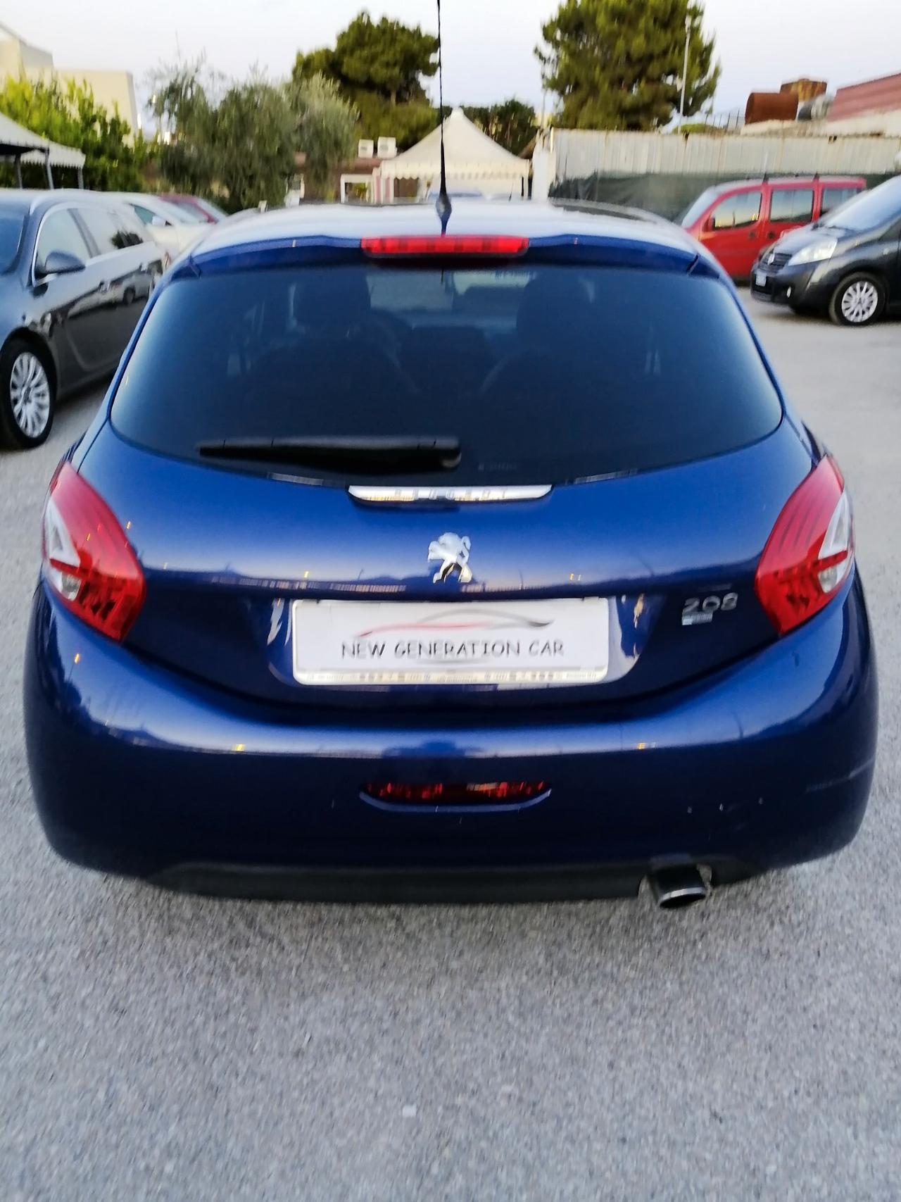 Peugeot 208 1.4 HDi 68 CV 3 porte Allure