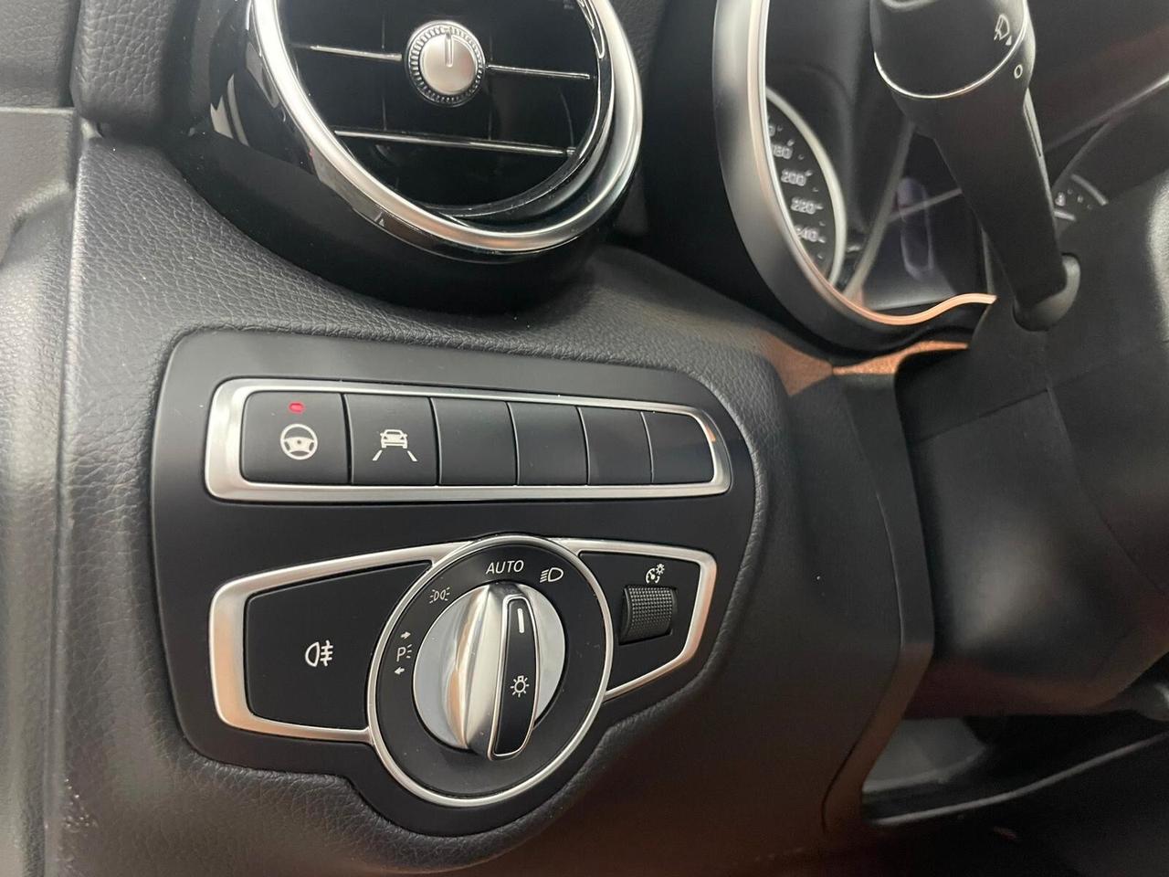 Mercedes-benz C 220 C 220 d Auto Coupé Sport