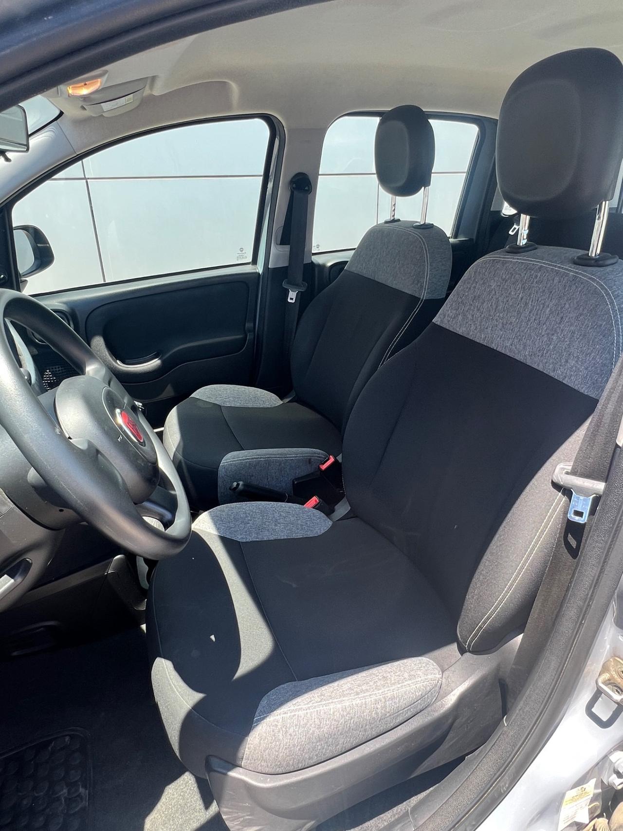 Fiat Panda 1.0 hybrid Anticipo €900 proposta finanziamento