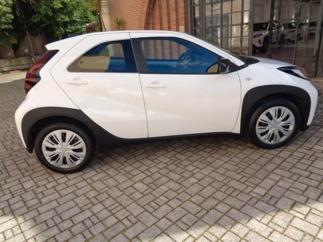 Toyota Aygo X 1.0 VVT-i 72 CV 5 porte Active km 13.000 NESSUN VINCOLO DI FINANZIAMENTO