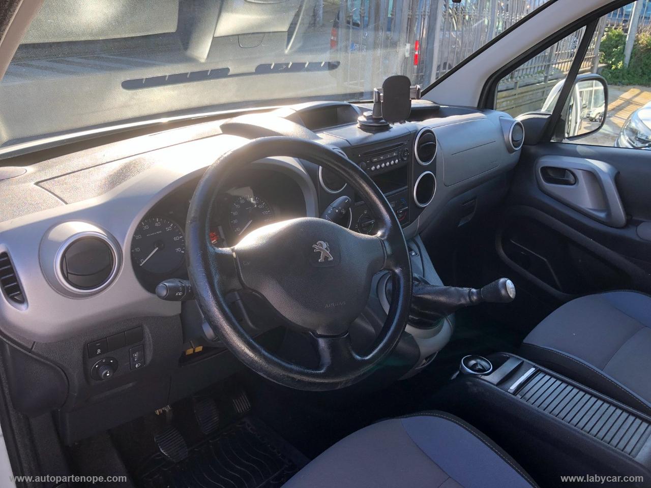 PEUGEOT Partner Tepee BlueHDi 100 Outdoor