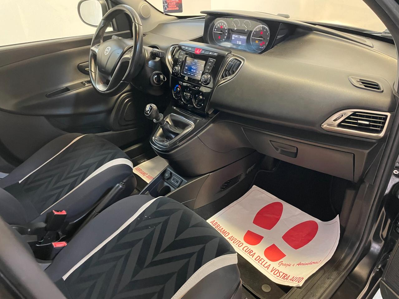 Lancia Y Ypsilon 1.2 FULL OP Platinum TAGL+DISTRIB NEOPATENTATI