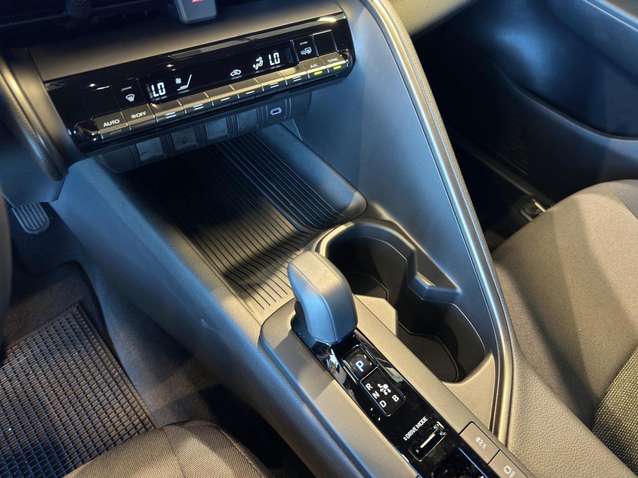 Toyota C-HR 1.8 hev Active fwd e-cvt