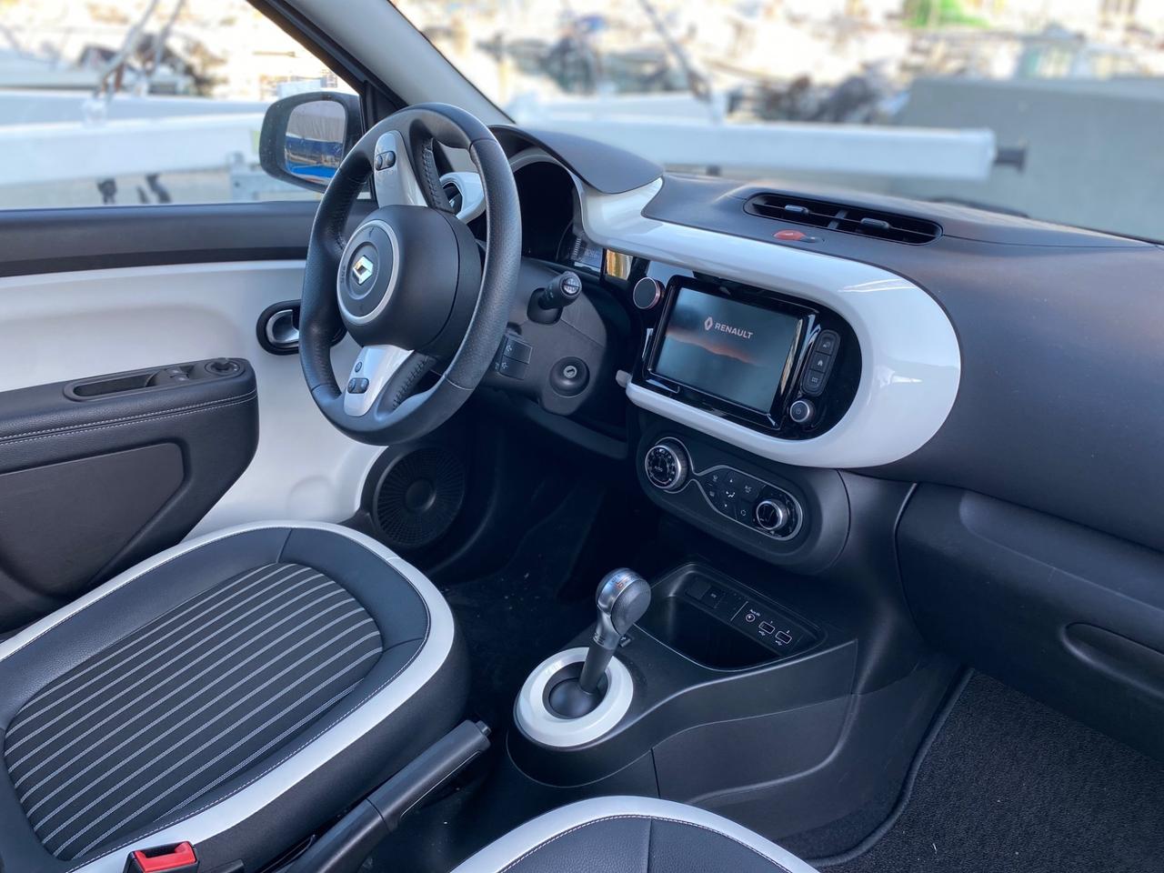 Renault Twingo Electric Vibes *** 9000 km