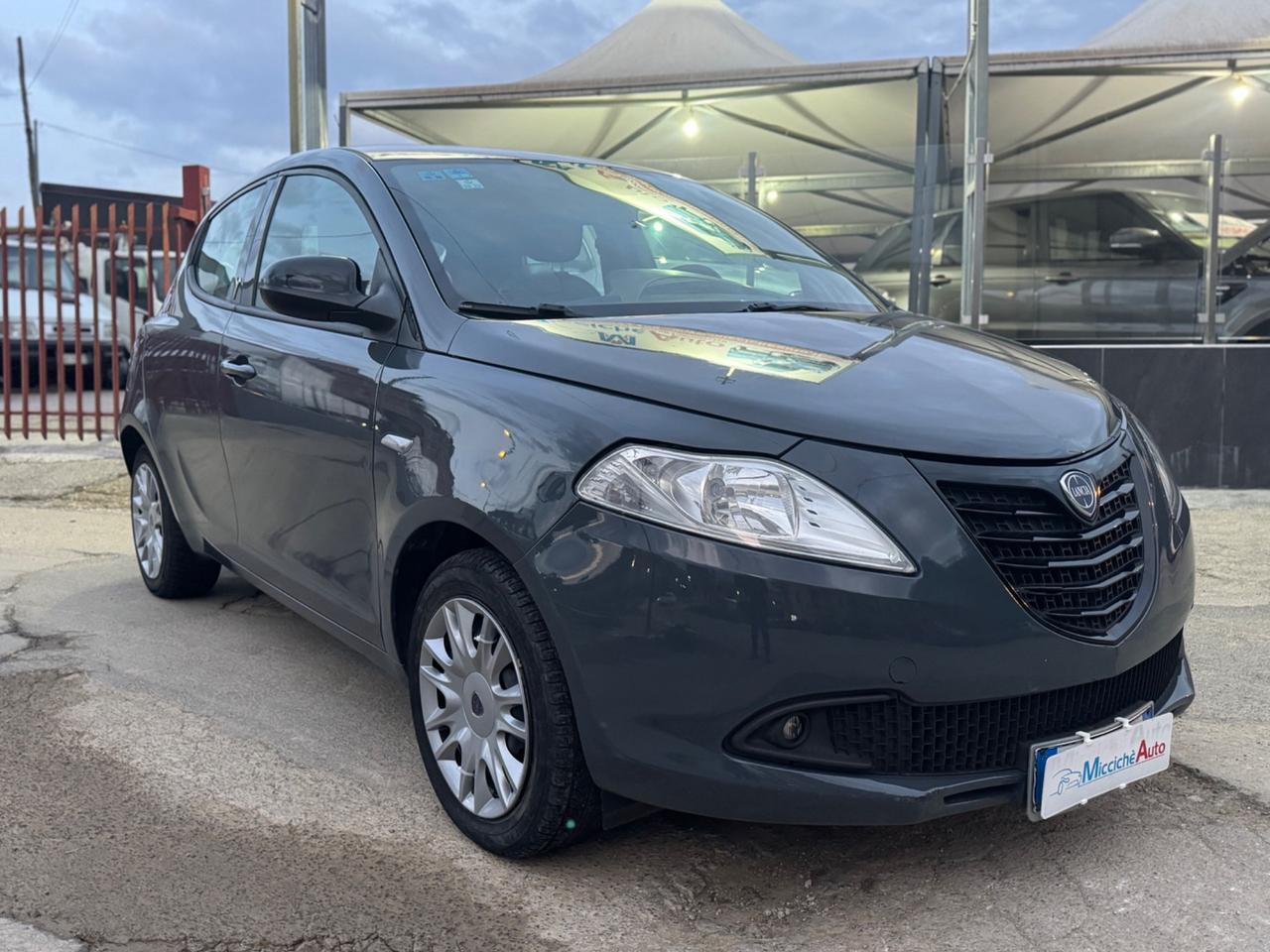 LANCIA YPSILON 1.3 MJT II 95 CV PLATINUM NEO PATENTATI