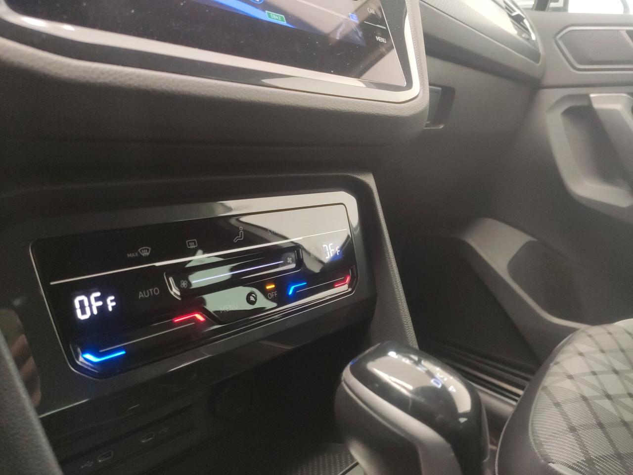 Volkswagen Tiguan 2.0 TDI 150 CV SCR DSG R-Line