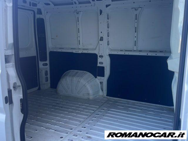 PEUGEOT Boxer 330 2.2 BlueHDi 140 S&S PC-TN Furgone