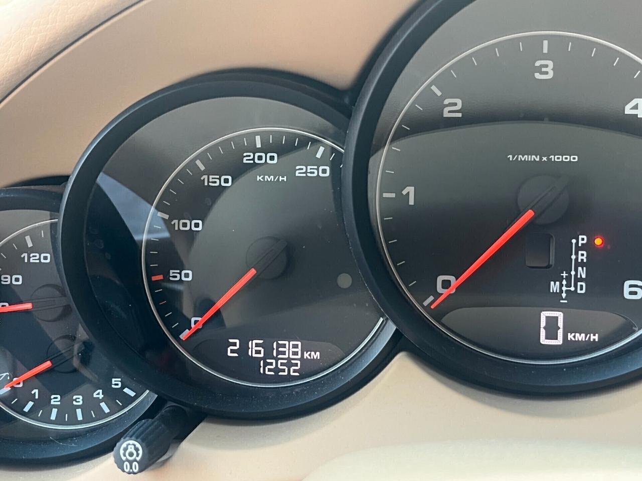 PORSCHE CAYENNE 3.0 V6 TDI 245CV TIPTRONIC PELLE TOTALE