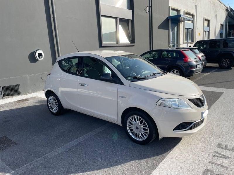 Lancia Ypsilon 1.2 69 CV 5 porte GPL Ecochic Gold