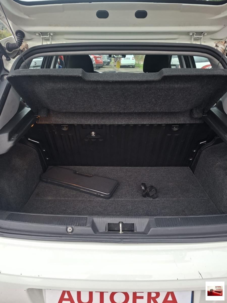 FIAT - Punto - 1.4 8V 5p. Natural Power Easy