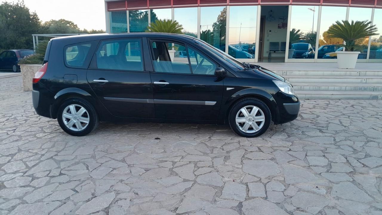 Renault Scenic Grand Scénic 1.5 dCi/105CV Serie Speciale