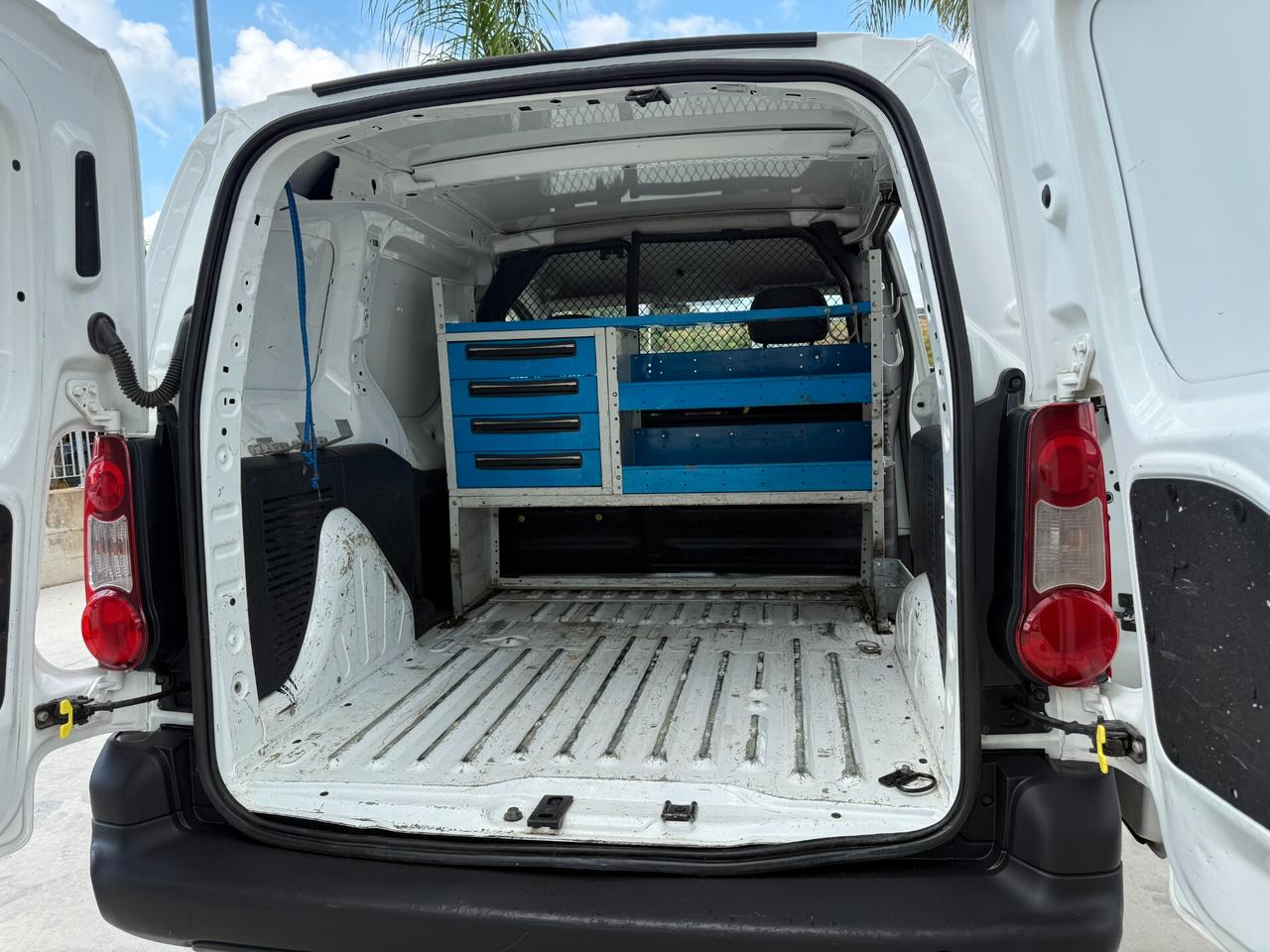 PEUGEOT PARTNER ANNO 2015 1.6 DIESEL 75 CV