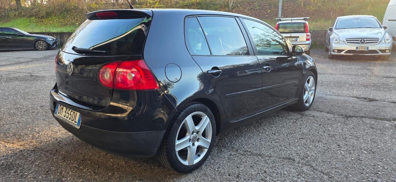 Volkswagen Golf 2.0 TDI DPF DSG Gt-line 5p