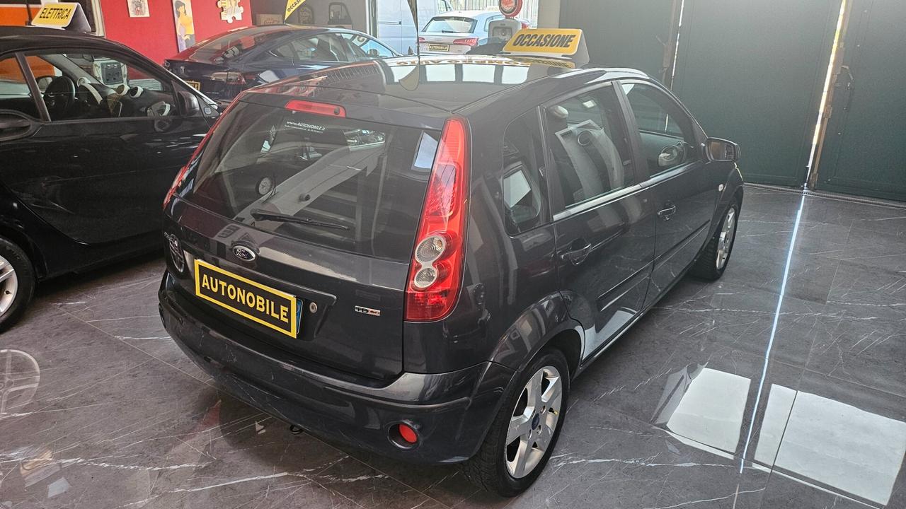 Ford Fiesta 1.4 TDCi 5p. Titanium