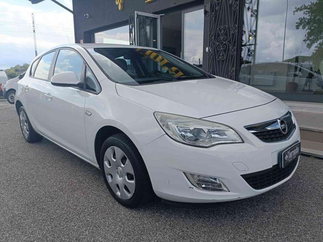 OPEL Astra 1.4 100CV 5 porte Cosmo