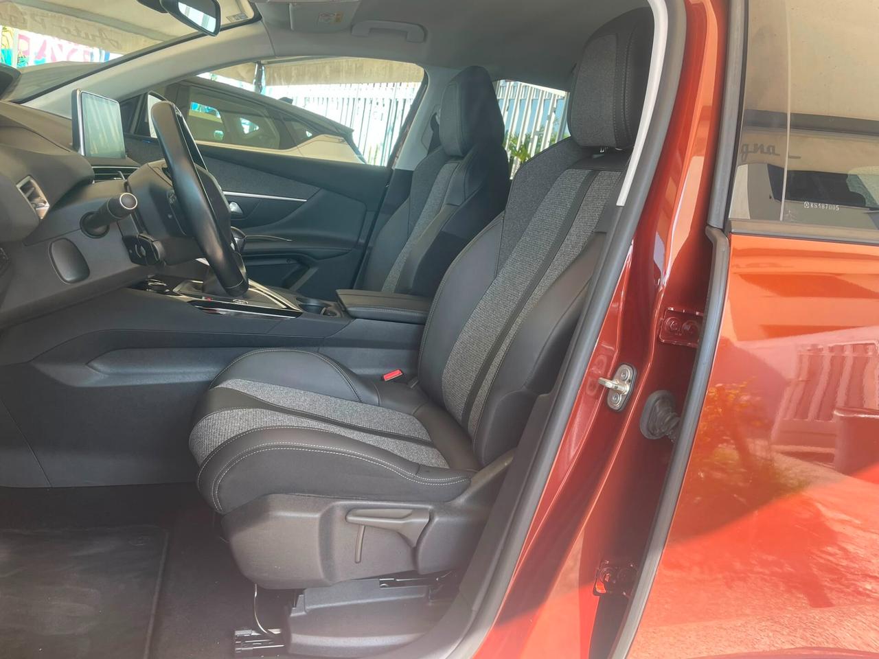 Peugeot 3008 PureTech Turbo 130 S&S Allure