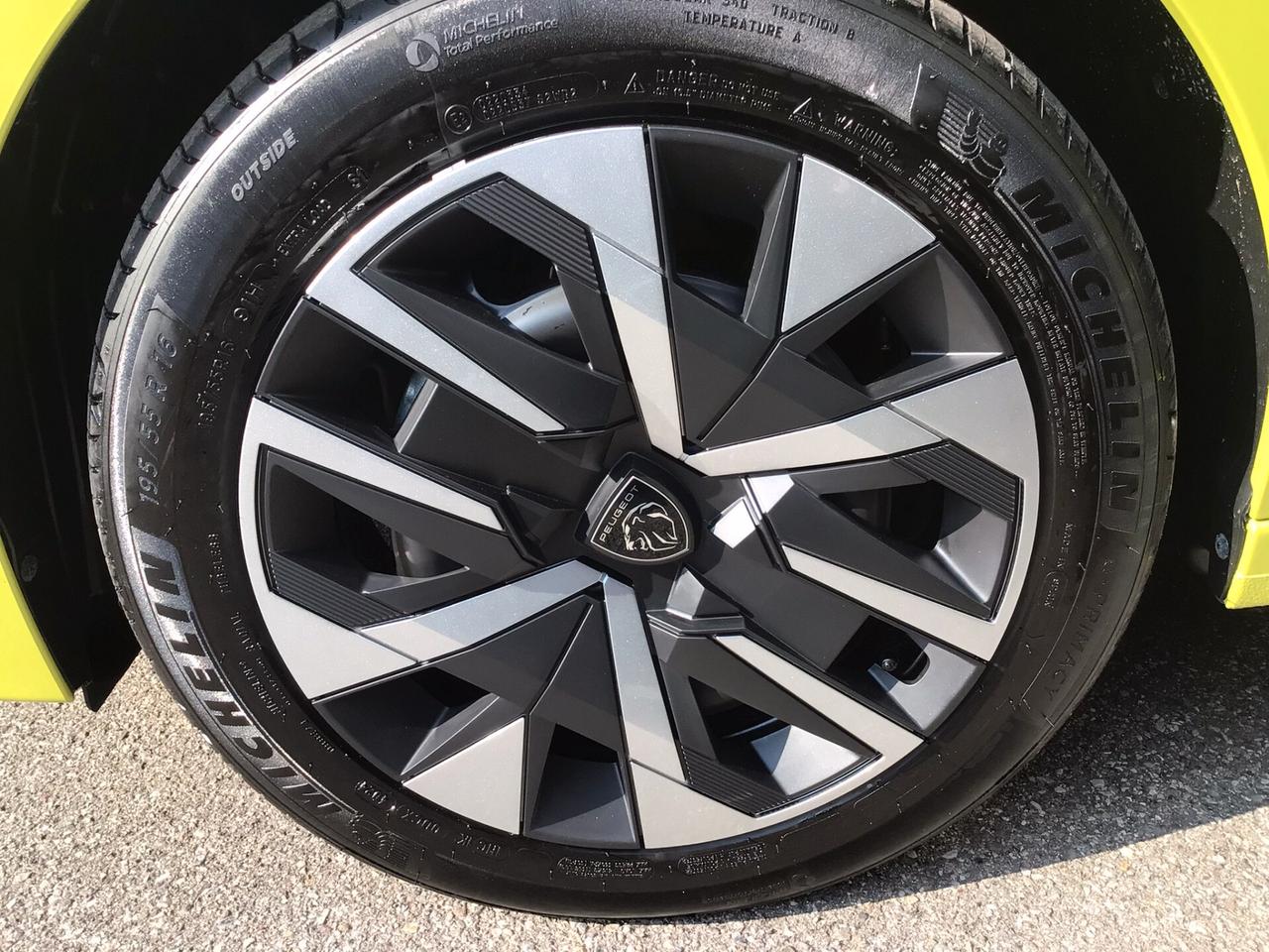 Peugeot 208 PureTech 75 Stop&Start 5 porte Style