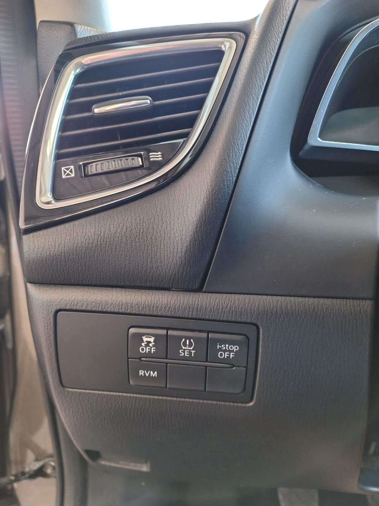 Mazda 3 Mazda3 2.2 Skyactiv-D Exceed