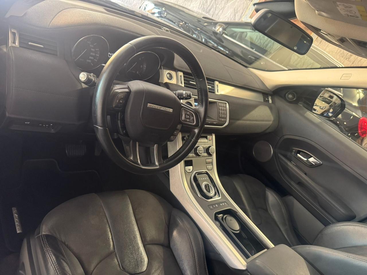 Land Rover Range Rover Evoque Range Rover Evoque 2.2 Sd4 5p. Pure