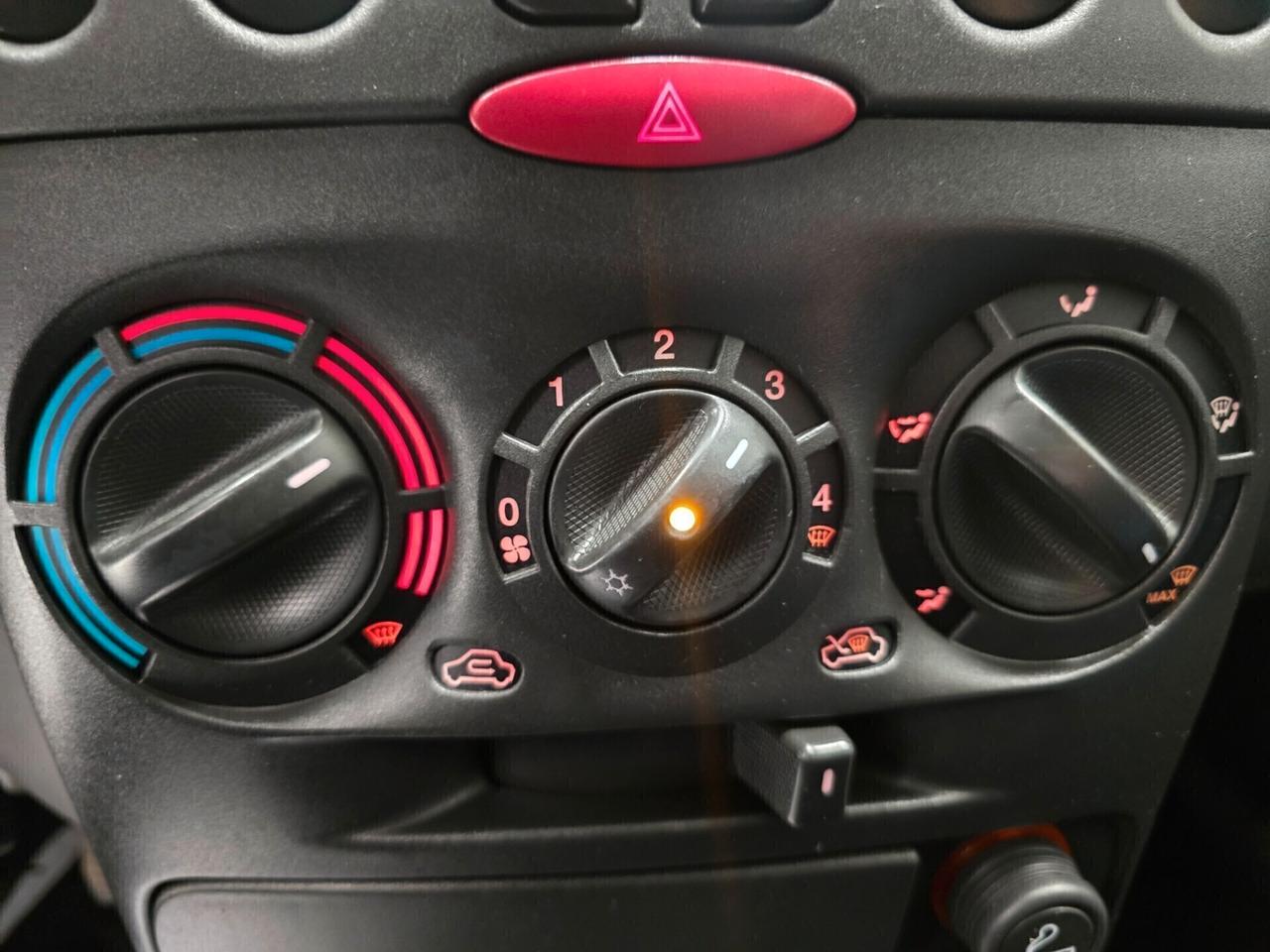 Fiat Punto 1.2i cat 5 porte NEOPATENTATI