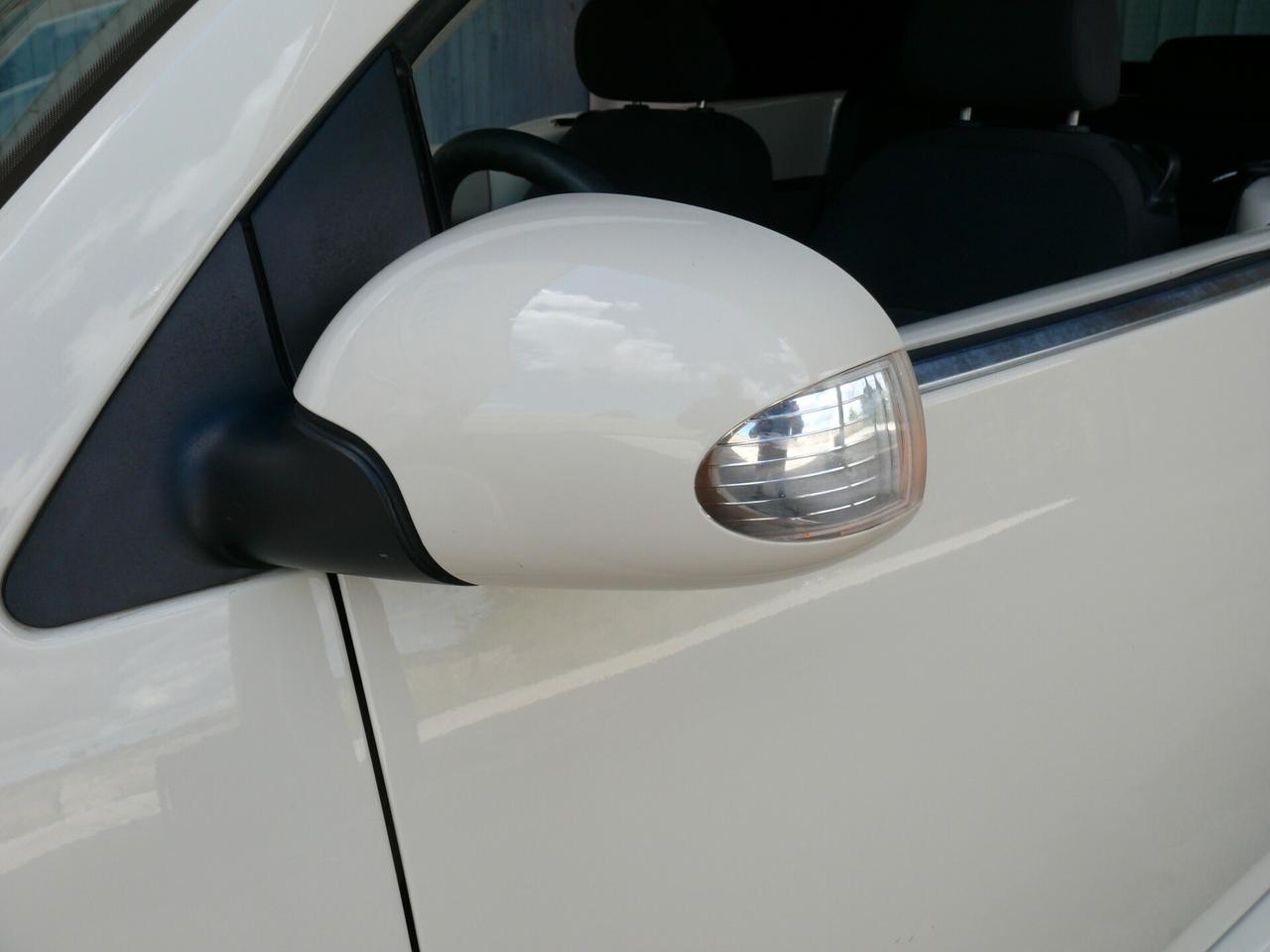 Volkswagen New Beetle 1.6 Cabrio (M1397)