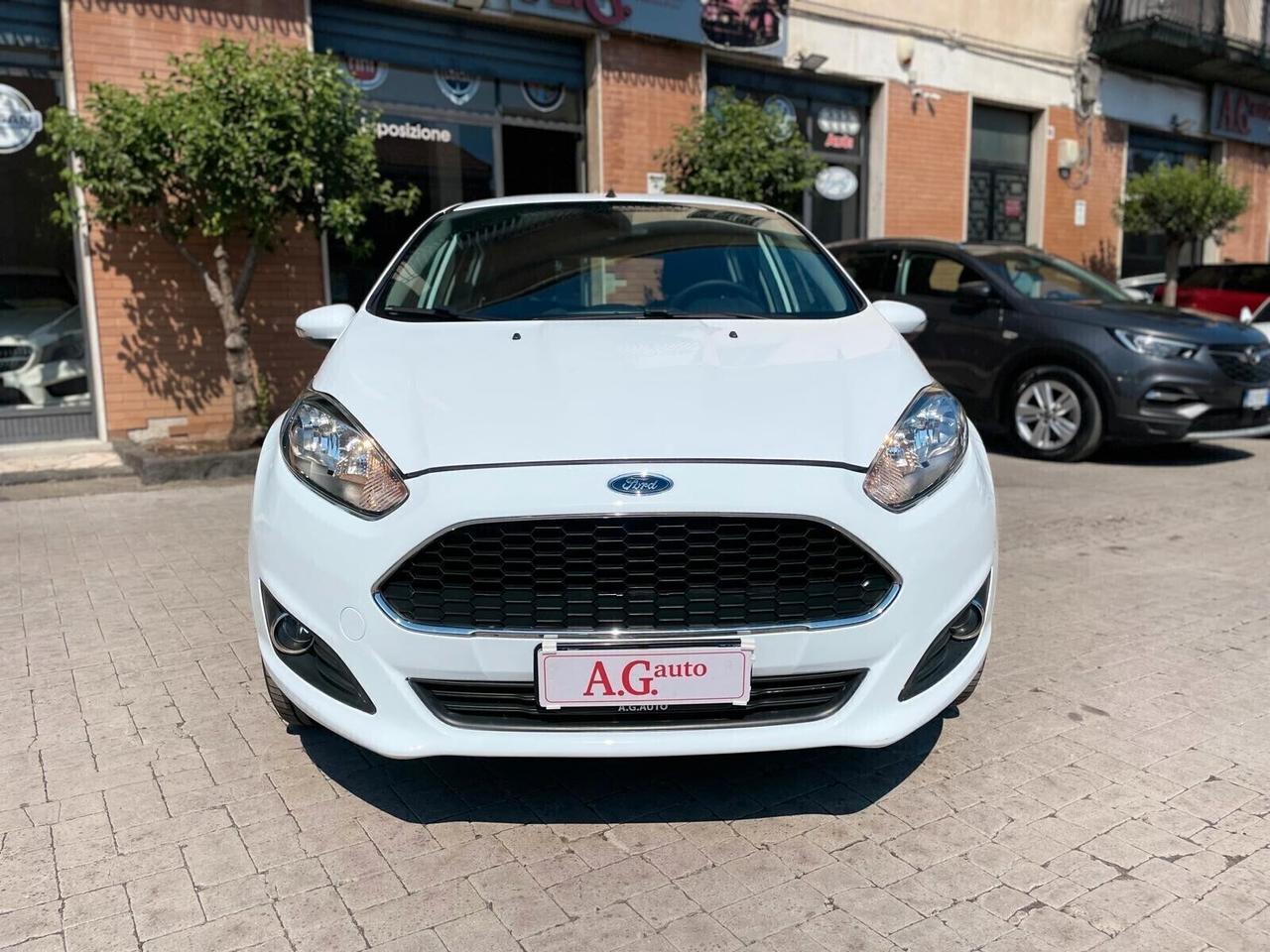 Ford Fiesta 1.5 TDCi 75CV 5 porte Business