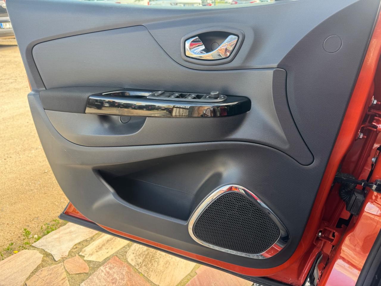 Renault Captur dCi 8V 90 CV EDC Start&Stop Energy Iconic