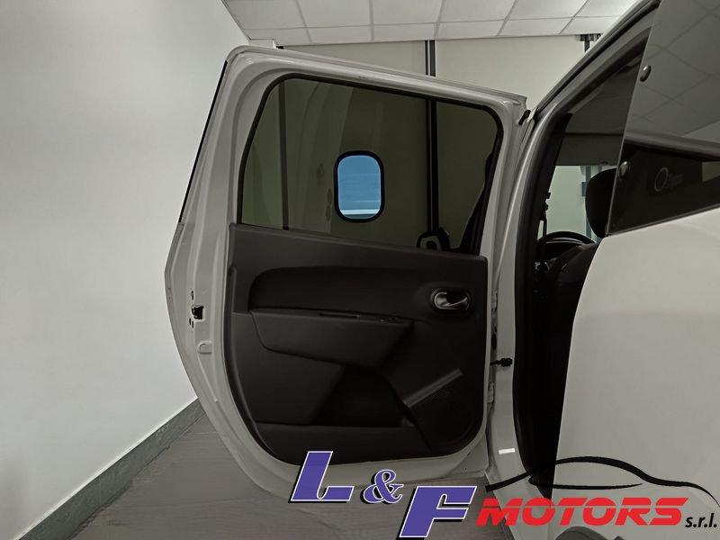 Dacia Lodgy DACIA LODGY STEPWAY 1.5 DCI 7 POSTI